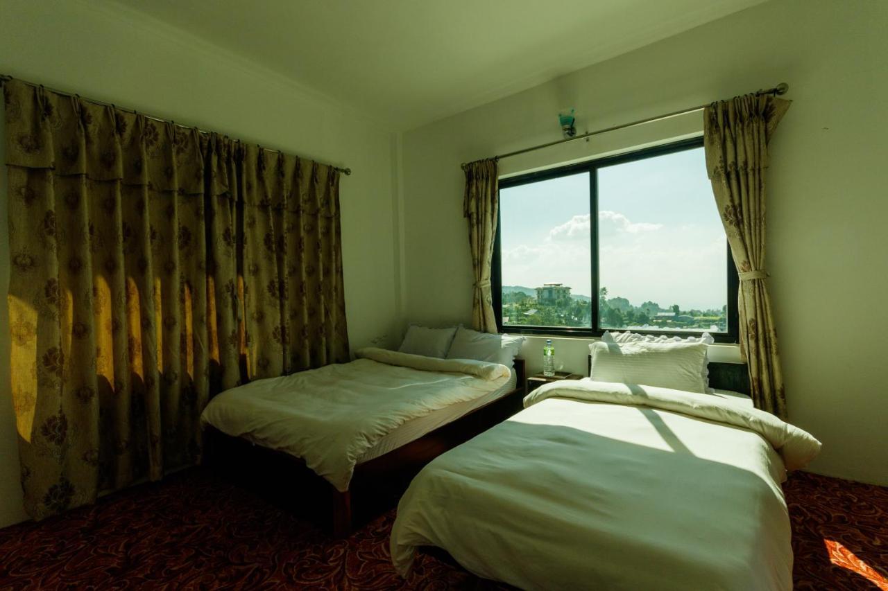 Nayagaun Village Resort ナガルコット エクステリア 写真