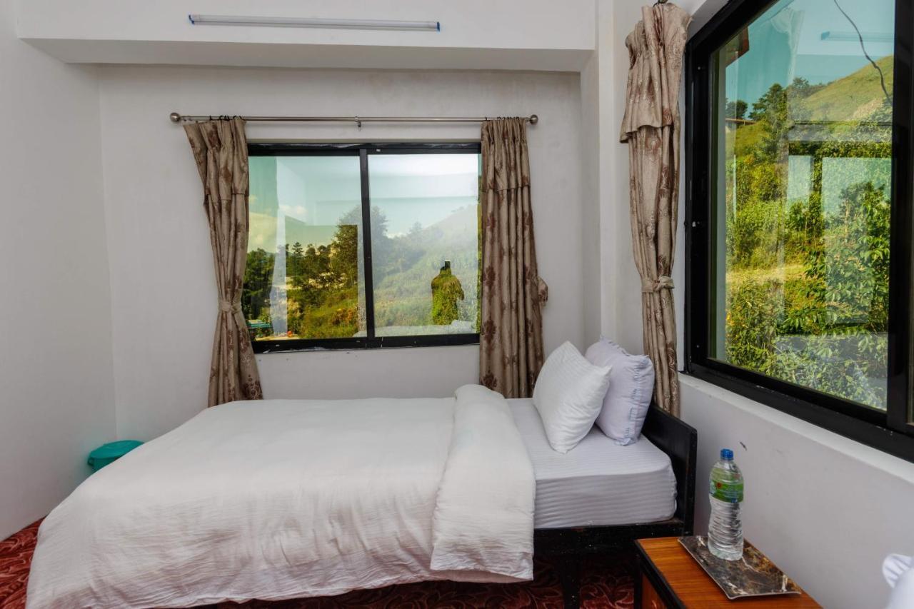 Nayagaun Village Resort ナガルコット エクステリア 写真